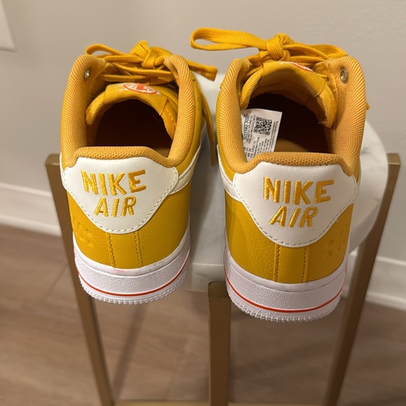 Yellow Nike Airforce 1s - Picture 6 of 8
